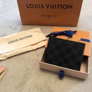 Brand New 100% Authentic Louis Vuitton AMERIGO WAL